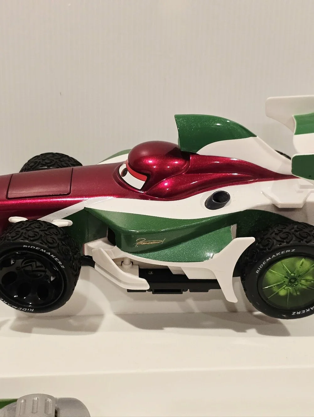 Disney Pixar Cars Ridemakerz Classic Francesco Bernoulli RC